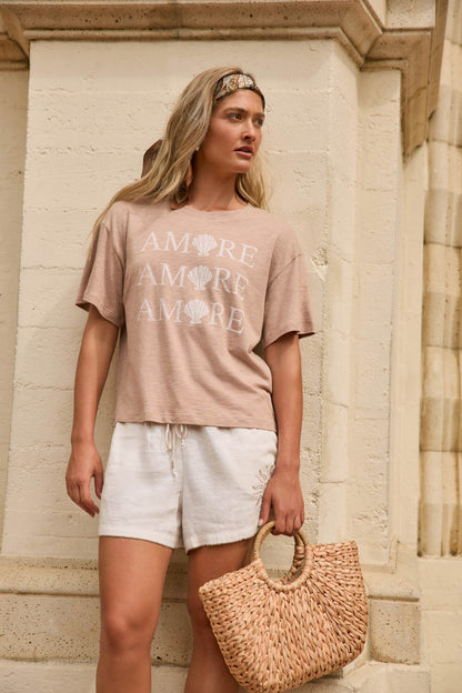 Vino Al Mare That's Amore T-Shirt - WARM TAUPE