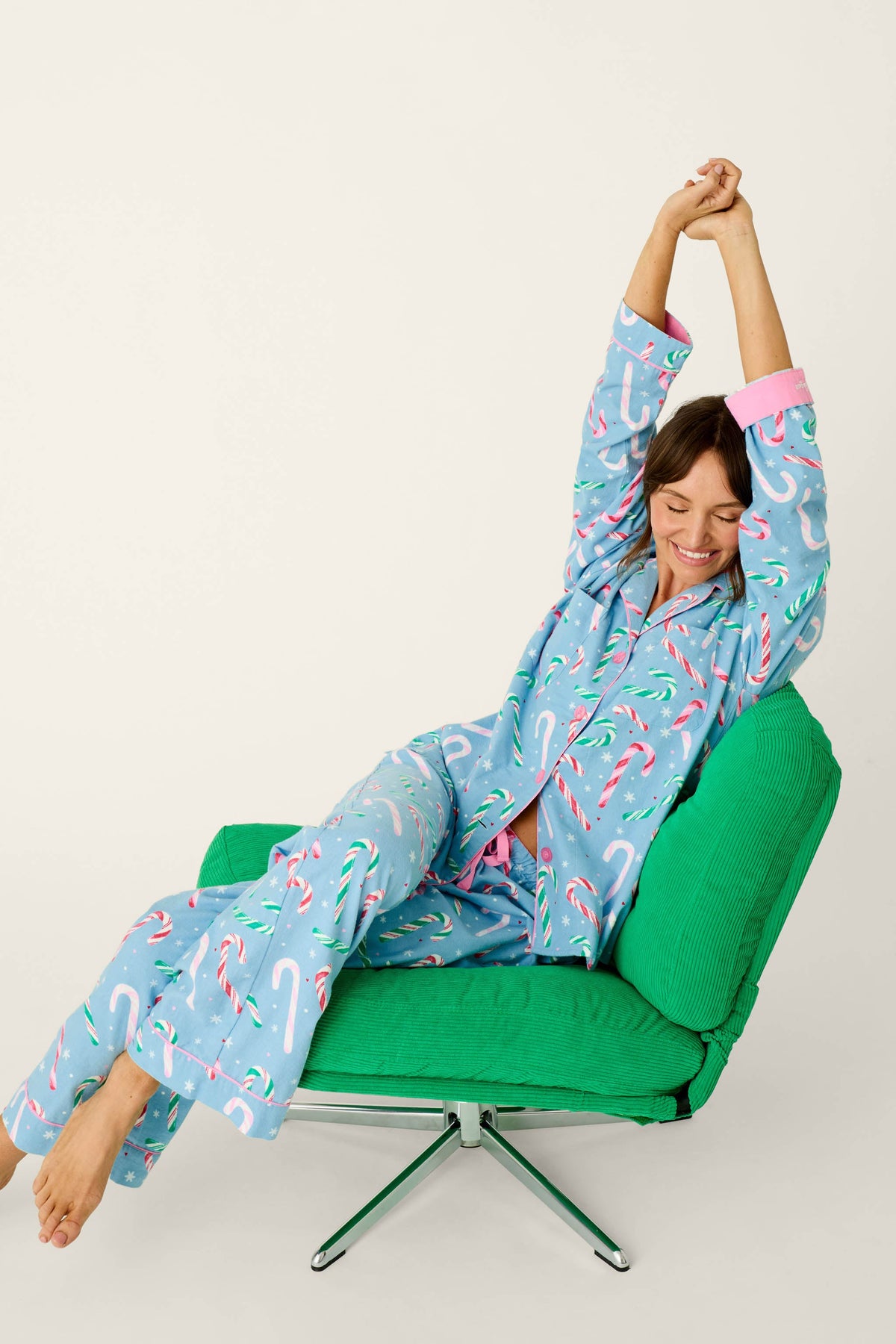 The Sweetest Season Candy Cane Print Flannel 3-Piece PJ Set - SNOWDRIFT