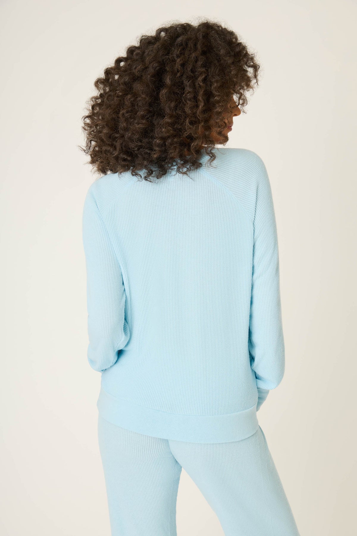 Textured Essentials Light Sky Long Sleeve V-Neck Top - LIGHT SKY