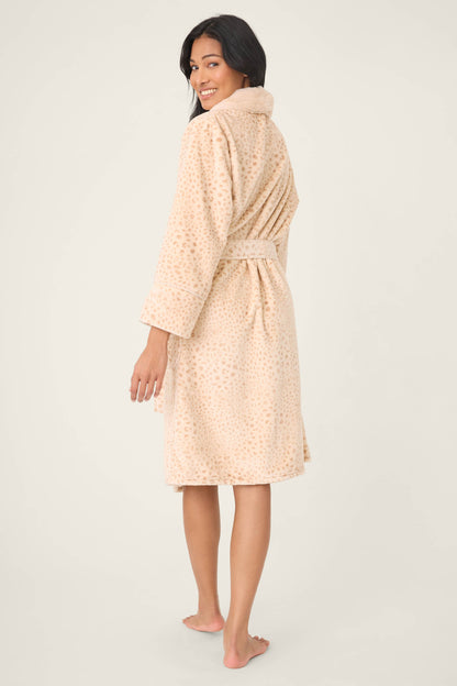 Luxe Plush Leopard Print Robe - CHAMPAGNE