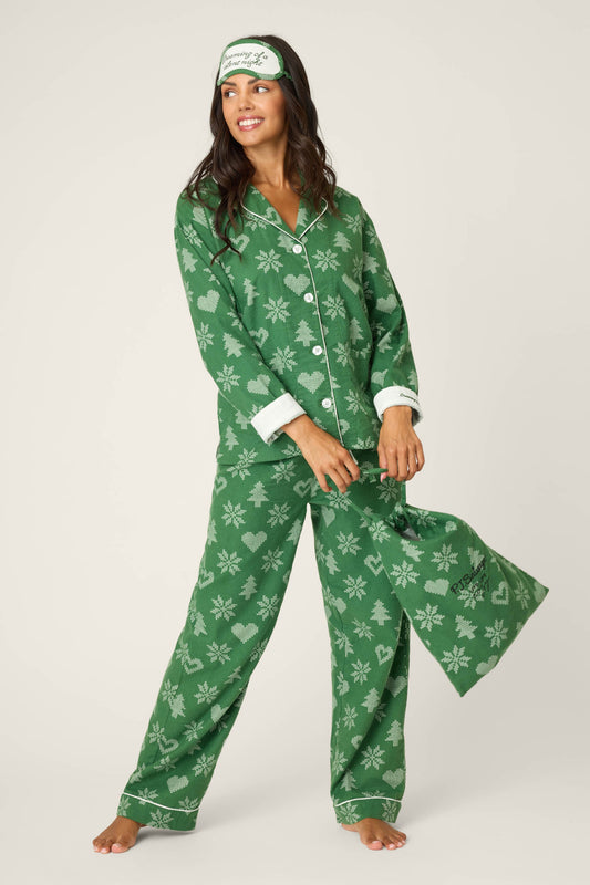 4-Piece Tree & Heart Print Flannel Gift Set - FAIRWAY
