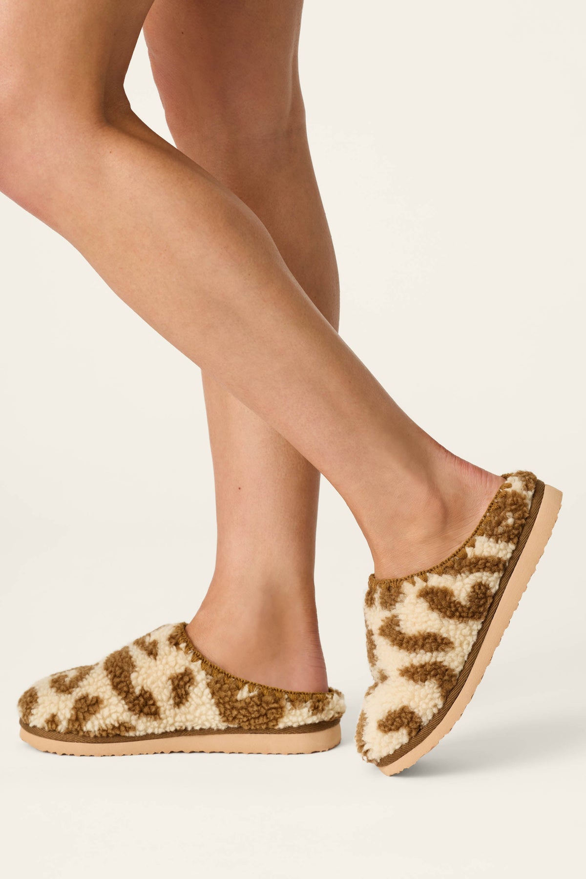 Cheetah Bonita Dreams Cheetah Print Fleece Slippers - PORCINI