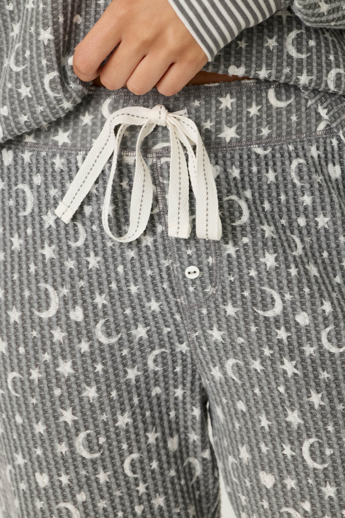 Ski Jammie Classics Celestial Print Long Sleeve Jogger PJ Set - STEEL GREY