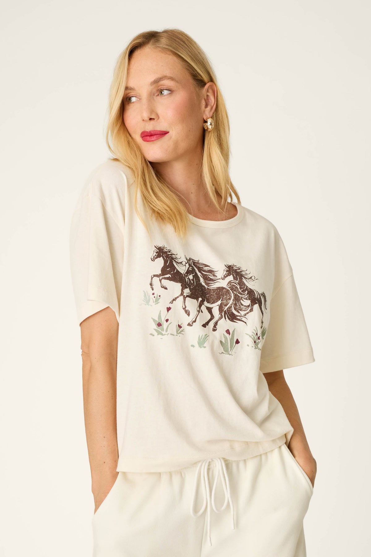 Western Ways Wild Horses Graphic Shuggie T-Shirt - NUDE